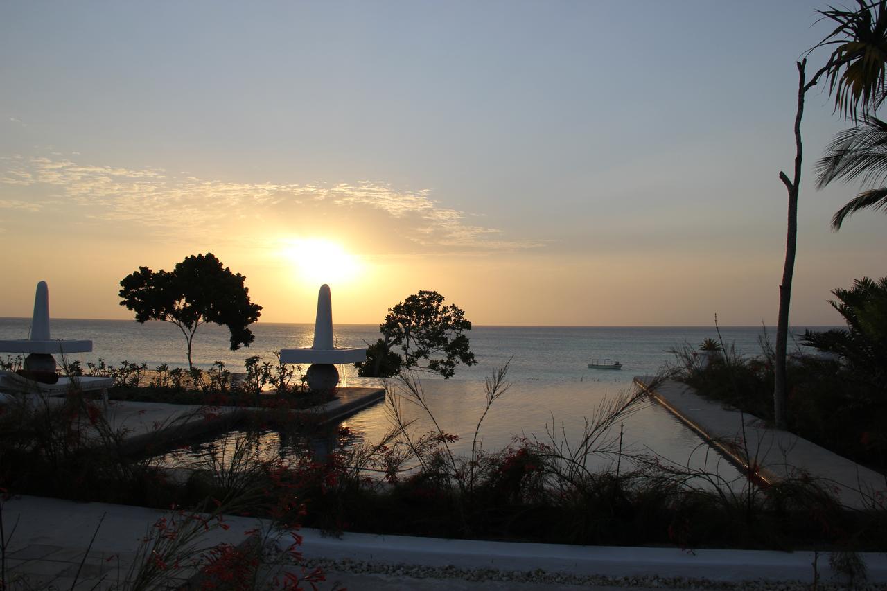 Resort The Aiyana & 5*