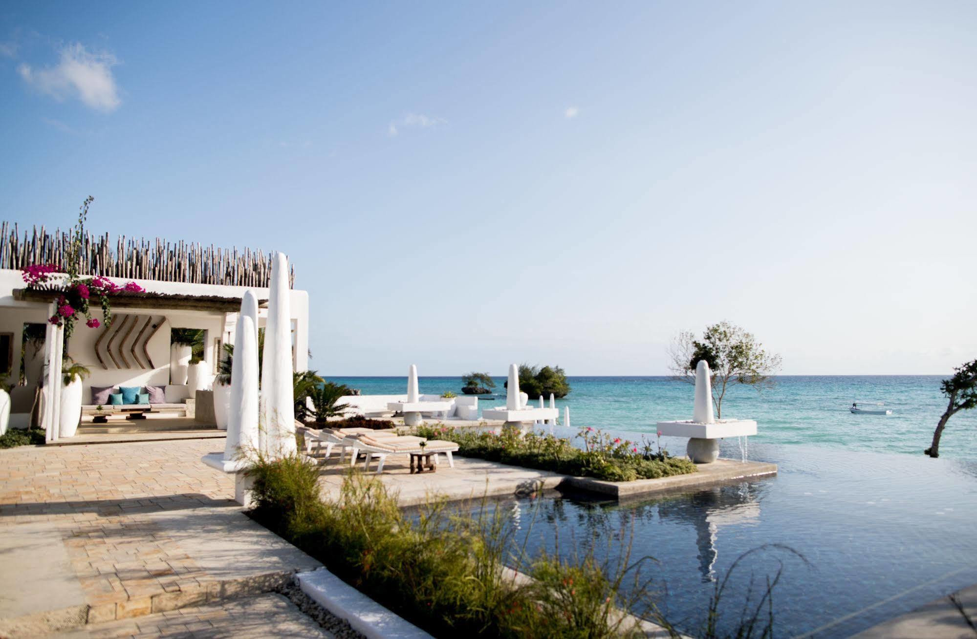 Resort The Aiyana &